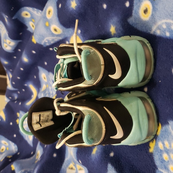 Kids Nike Uptempo Sneakers - Picture 4 of 6